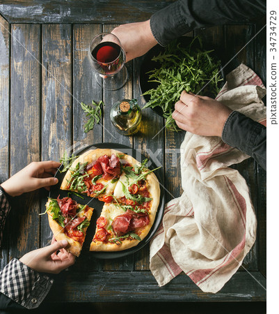 Homemade pizza with bresaola Homemade pizza with bresaola 34734729