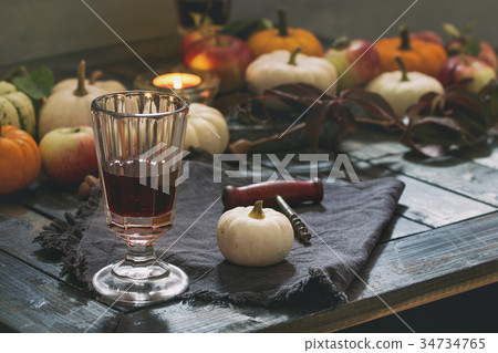 Holiday table decoration 34734765