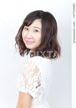 年輕女士的髮型 年輕女士的髮型 34734980