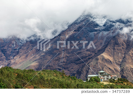 City in the mountains 34737289