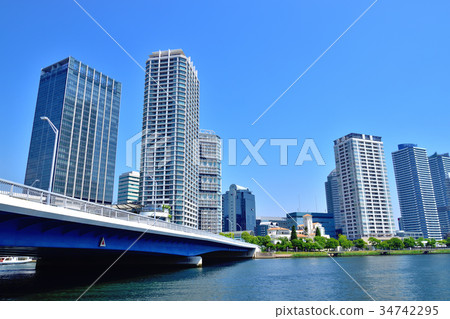 Canal and high-rise apartment 34742295