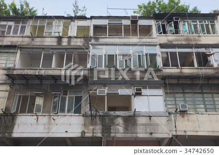 the Tong lau old house Shek Kip Mei 34742650