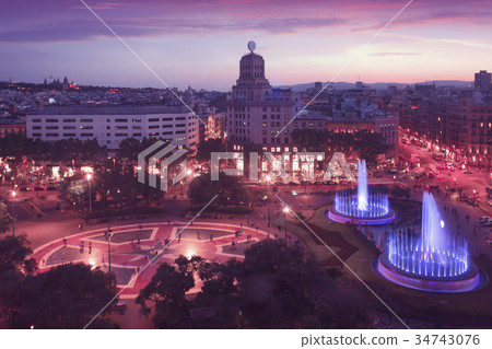 Placa de Catalonia Placa de Catalonia 34743076