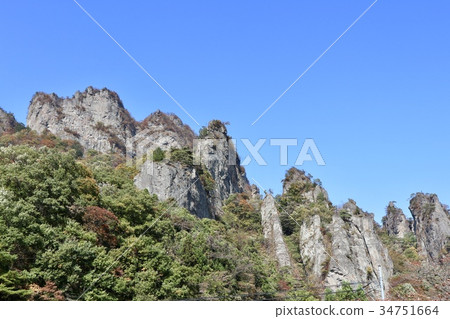 Myogi mountain in autumn Myogi mountain in autumn 34751664