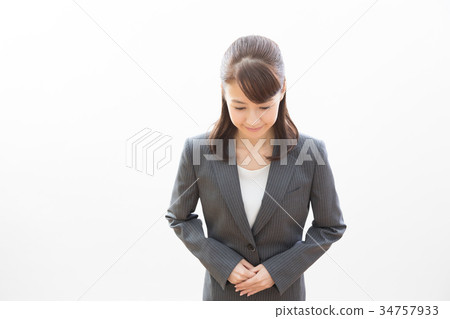 商界女強人鞠躬 34757933