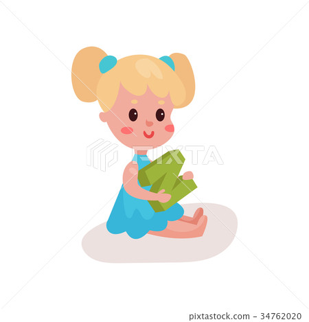 Sweet blonde little girl sitting on the floor Sweet blonde little girl sitting on the floor 34762020
