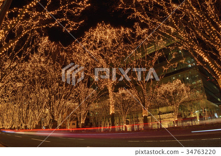 Pageant of light 34763220