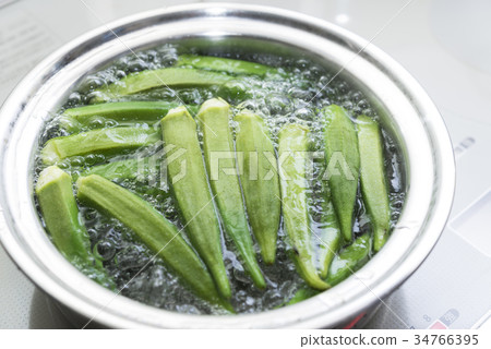 煮秋葵 34766395