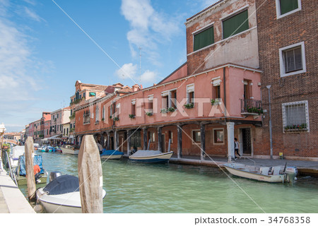 威尼斯穆拉諾島Fondamenta di Vetrai街(玻璃工匠街) 威尼斯穆拉諾島Fondamenta di Vetrai街(玻璃工匠街) 34768358