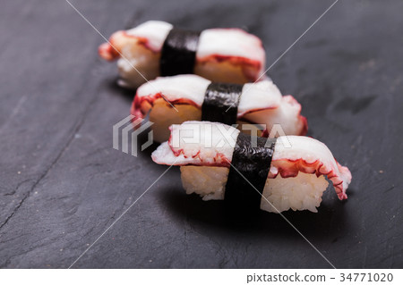 Tako nigiri sushi Tako nigiri sushi 34771020