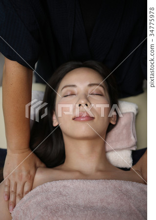 therapy, aroma, aromatherapy 34775978