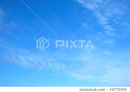 天藍色的天空雲 天藍色的天空雲 34775995