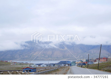 Mist of Longyearbyen 34777281