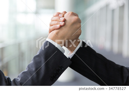 握手業務 34778527