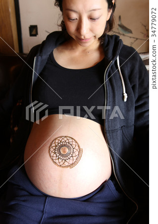 Maternity body art 34779072
