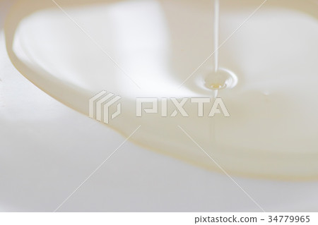 Egg oil 34779965