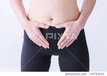 Around the female pelvis 34781635