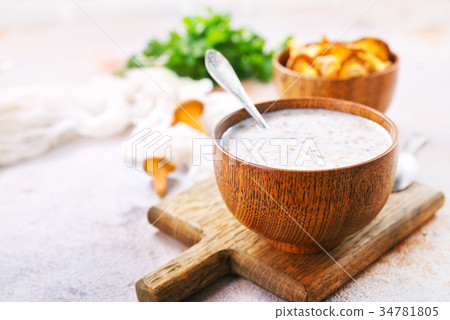 mushroom soup 34781805