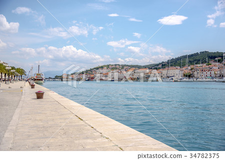 Trogir cityscape Trogir cityscape 34782375