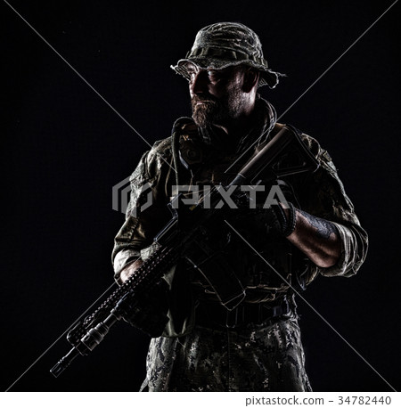 Bearded Spec ops Operator Bearded Spec ops Operator 34782440