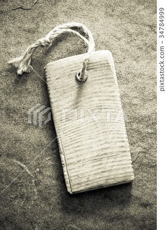 price tag label price tag label 34784999