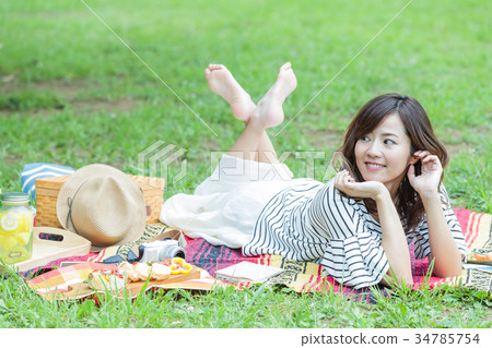 野餐女休閒公園午餐 34785754