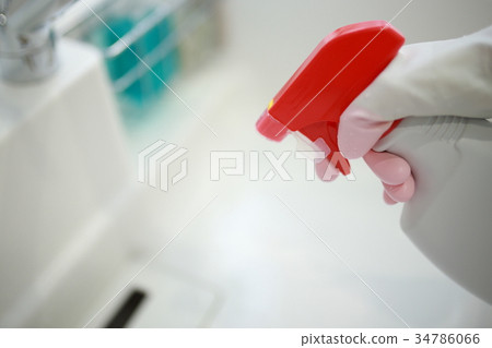 Bleach (Detergent Kitchen Kitchen Sink Clean Clean Cleaning Cleaning Housework Housewife Water around Faceless parts) 34786066