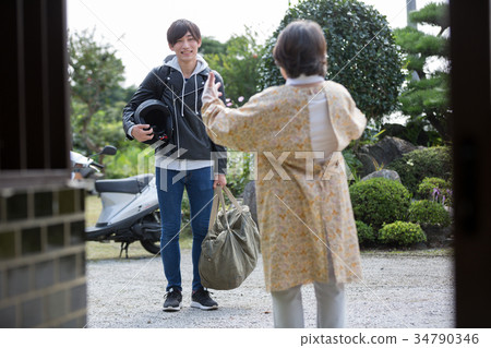 Grandma and Grandson Grandma and Grandson 34790346