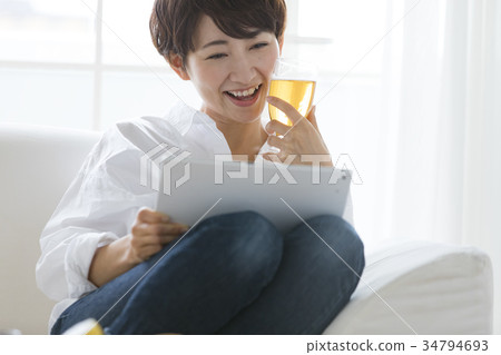 Woman lifestyle relax Woman lifestyle relax 34794693