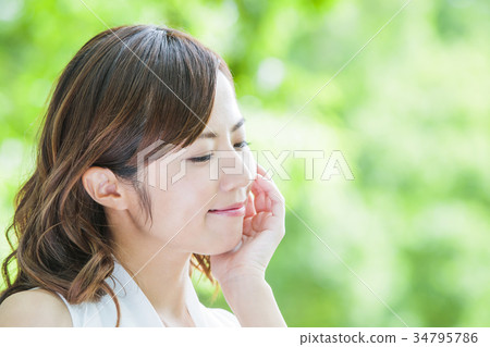 Beauty female beauty skin care portrait fresh green 34795786