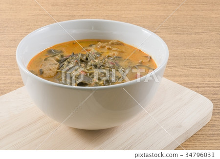Thai Coconut Milk Curry with Cassia Leaves Thai Coconut Milk Curry with Cassia Leaves 34796031