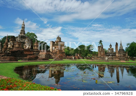 Wat Mahathat in Sukhothai historical park in Thailand Wat Mahathat in Sukhothai historical park in Thailand 34796928