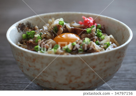 beef bowl  34797156
