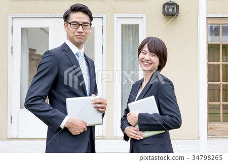 介紹樣房的商人 介紹樣房的商人 34798265