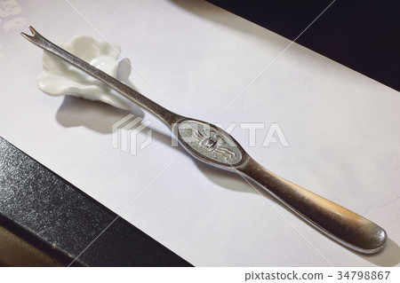 Crab spoon 34798867