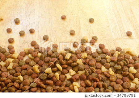 Pet food 34799791