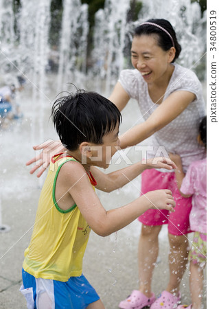 孩子,家庭 孩子,家庭 34800519