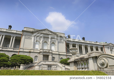 From Tokyo main hall Akasaka rikyu main garden side 34802338