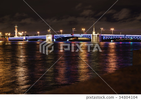 Closed Palace Bridge in Saint Petersburg at night Closed Palace Bridge in Saint Petersburg at night 34804104