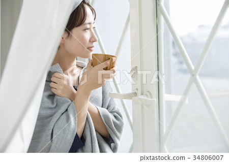 Woman lifestyle relax Woman lifestyle relax 34806007