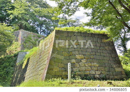 The ruins of Murakami Castle 34806805