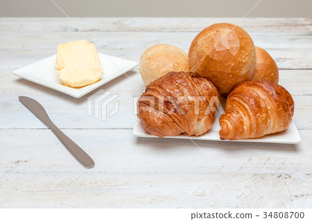 hard roll and croissant 34808700