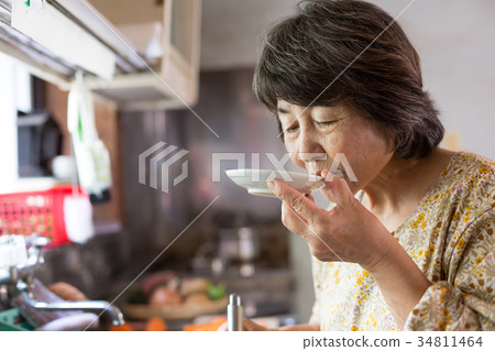 Food preparation 34811464