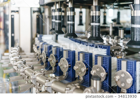 Automated labeling machine equipment  34813930
