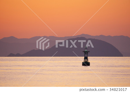 Evening landscape 34821017