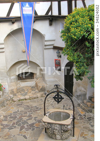 Bran Castle (Romania) 34824082
