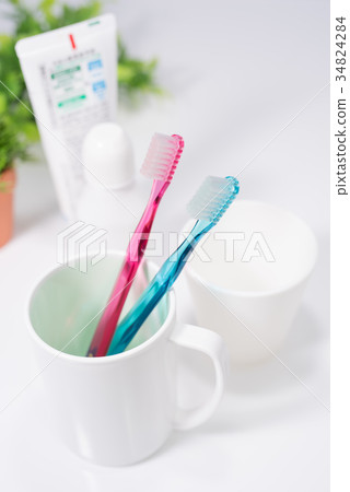 Dental care Dental care 34824284