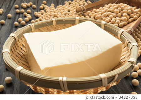 Tofu cotton tofu soy raw healthy beans traditional food 34827353