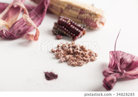 Black glutinous corn components Black glutinous corn components 34828285