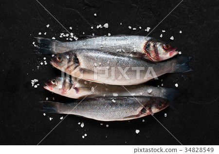 Four fresh raw fish with salt Four fresh raw fish with salt 34828549